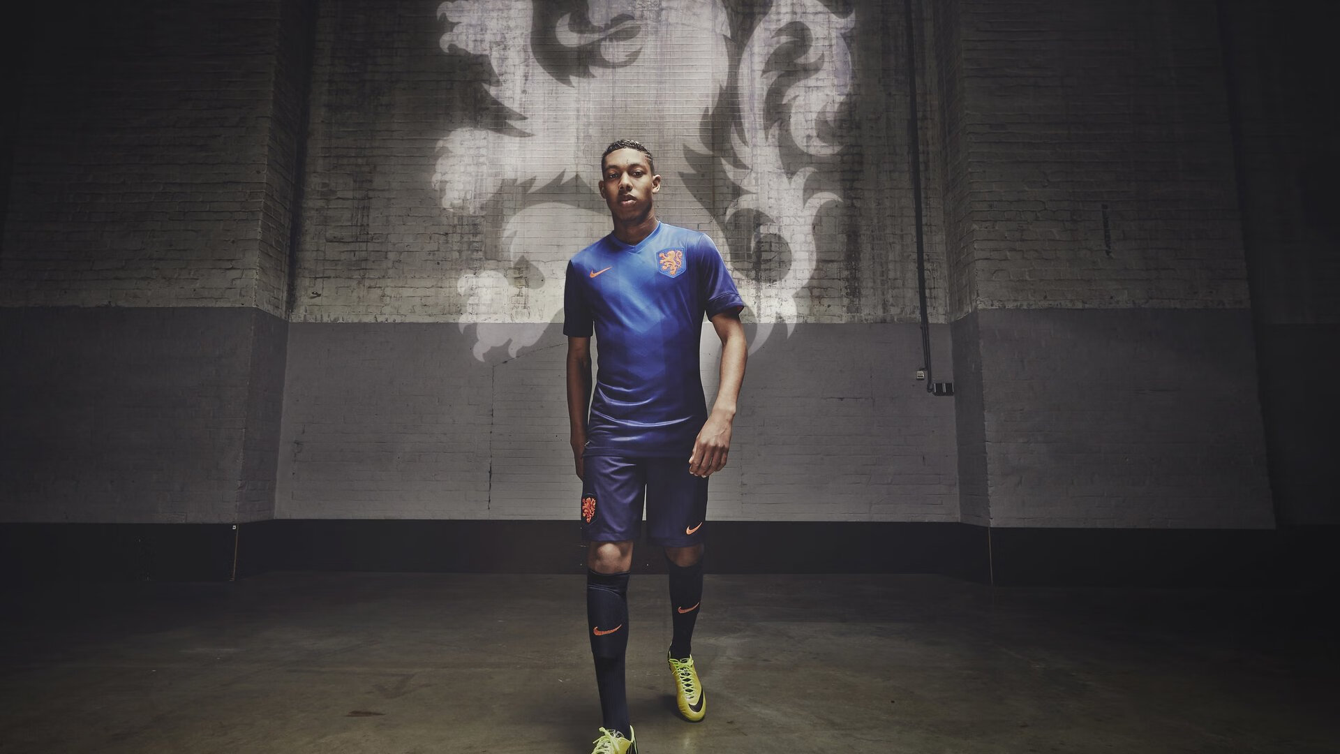 fb体育电脑版-传统比赛与新兴电竞结合的探索,电竞比赛和传统体育比赛区别